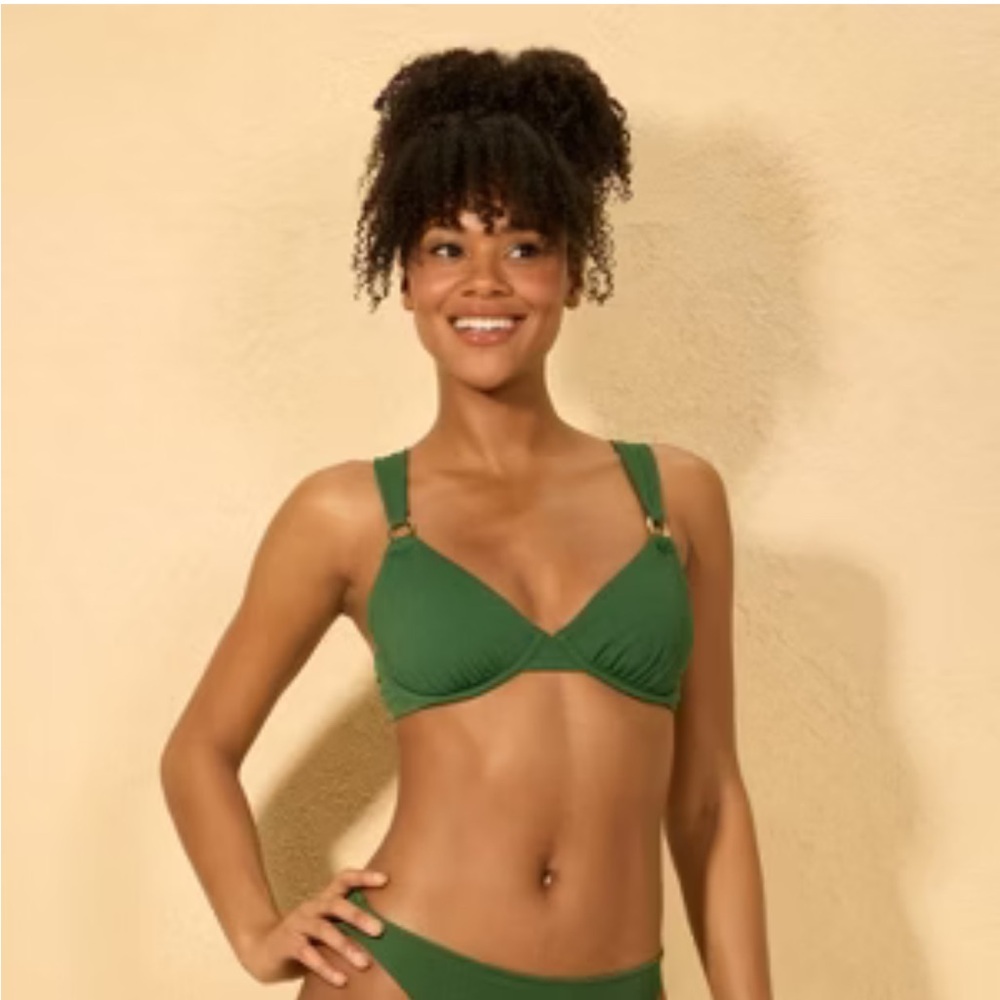Shade & Shore Women’s Ring-Front Underwire Bikini Top